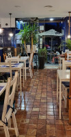 El Faro Cafe inside