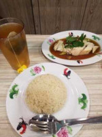 Wee Nam Kee Hainanese Chicken Rice (singpost Centre) food