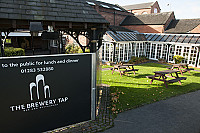 The Brewery Tap Restaurant And Bar outside
