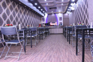 Yamm Yamm Best Vegetarian In Tilak Nagar, Delhi 110018 (india) food