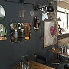 Le Coquet Bar - Restaurant inside