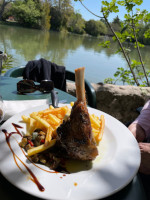 La Buvette Du Lac food