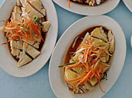 Yap Kee Farm Chicken Noodles (chin Hor Chiak) food