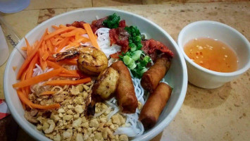 Banh Mi Café food