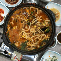 Tongyeong Bapsang Sikdang food