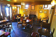 The Cramond Inn inside