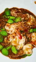 Khun Tum Bistro food