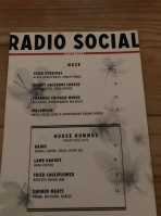 Radio Social menu