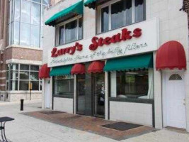Larry's Steaks food