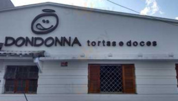 Dondonna Tortas E Doces inside