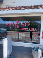 Erdino Pizzaria inside