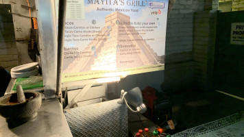 Mayita's Grill food