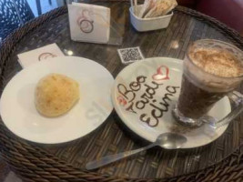Cafe E Epoca food