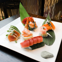 Sushi Rei food