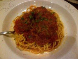 Pistone's Italian Inn food