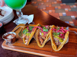 Santa Fe Mexican Grill & Bar - Newark food