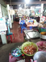 ร้านก๋วยเตี๋ยวพ่อพจน์ food