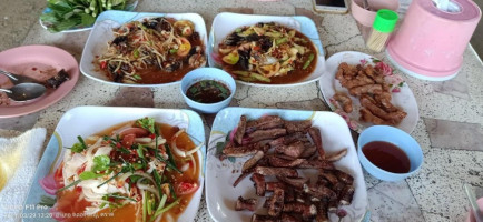 ร้านลาบอุดร food