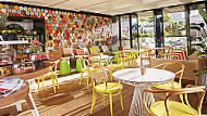 Fixx Lounge & Cafe @ QT Gold Coast inside