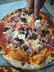 Pizzeria Vini E Crostini Di Ugolini Sergio food