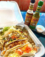 Lucha Street Tacos food