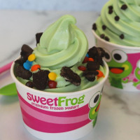 Sweet Frog Centreville food