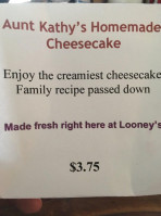 Looney's Pub food