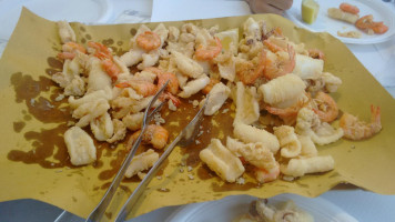 Olive Piu Beach food