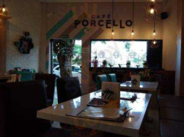 Café Porcello inside
