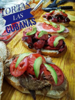 Tortas Las Cubanas food