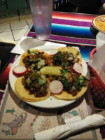 Mexico Lindo Y Cantina food