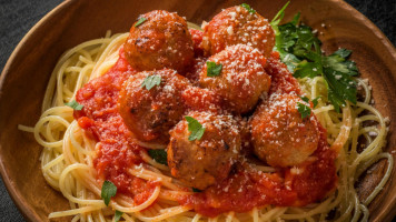Twin Does Italian food