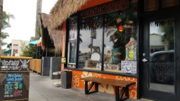 Ventiki Tiki Lounge And Lanai outside