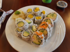 Sushi Comptoir food