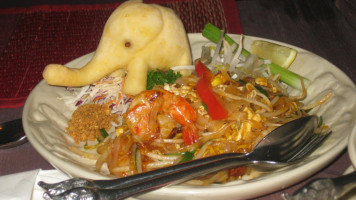 Aiyara Thai Cuisine food