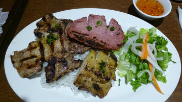 Mui Ngo Gai Vietnamese Restaurant food