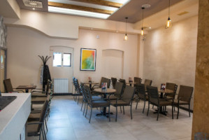 Cafe Poslastičanica Dubrava inside
