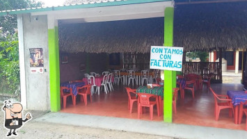 Palapa El Rincón Mexicano inside