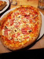 Alvito Pizza, Pasta More food