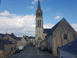 Port Saint-aubin outside