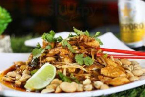 Sukhothai Sushi Asian Fusion food