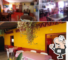 Y Cafe Conchita inside