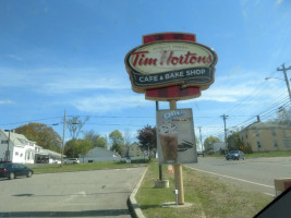 Tim Hortons Temporarily Closed outside