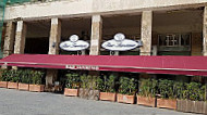 Sanremo Bar outside