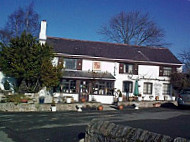 The Kinmel Arms Tavern outside