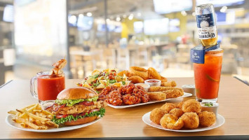 Buffalo Wild Wings Muncie food