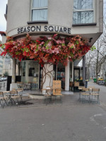 Season Square inside