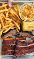 Meat UP BBQ food
