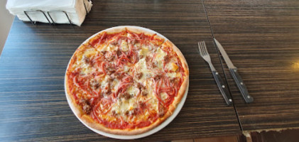 Milano Pizzabar food