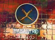 Habanero Kiosco inside